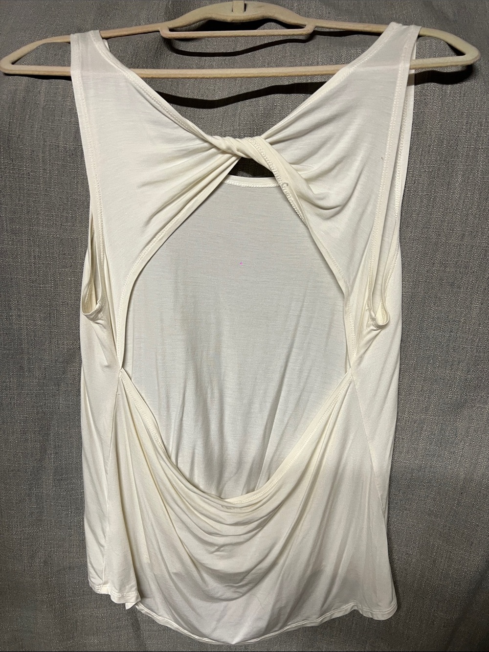 TAVI Breezy Tank in Sand M - Picture 5 of 10